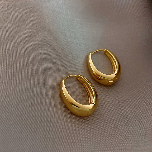 Classic Copper Alloy Smooth Metal Hoop Earrings